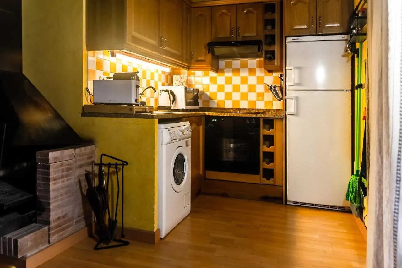 Cosy Apartment With Mountain View In El Tarter 45 M² Terrace אנדורה